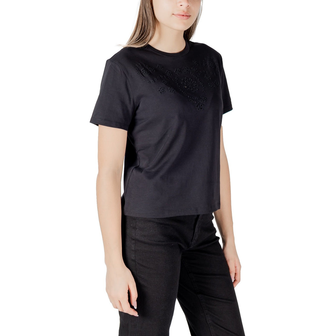 Jacqueline De Yong  Women T-Shirt