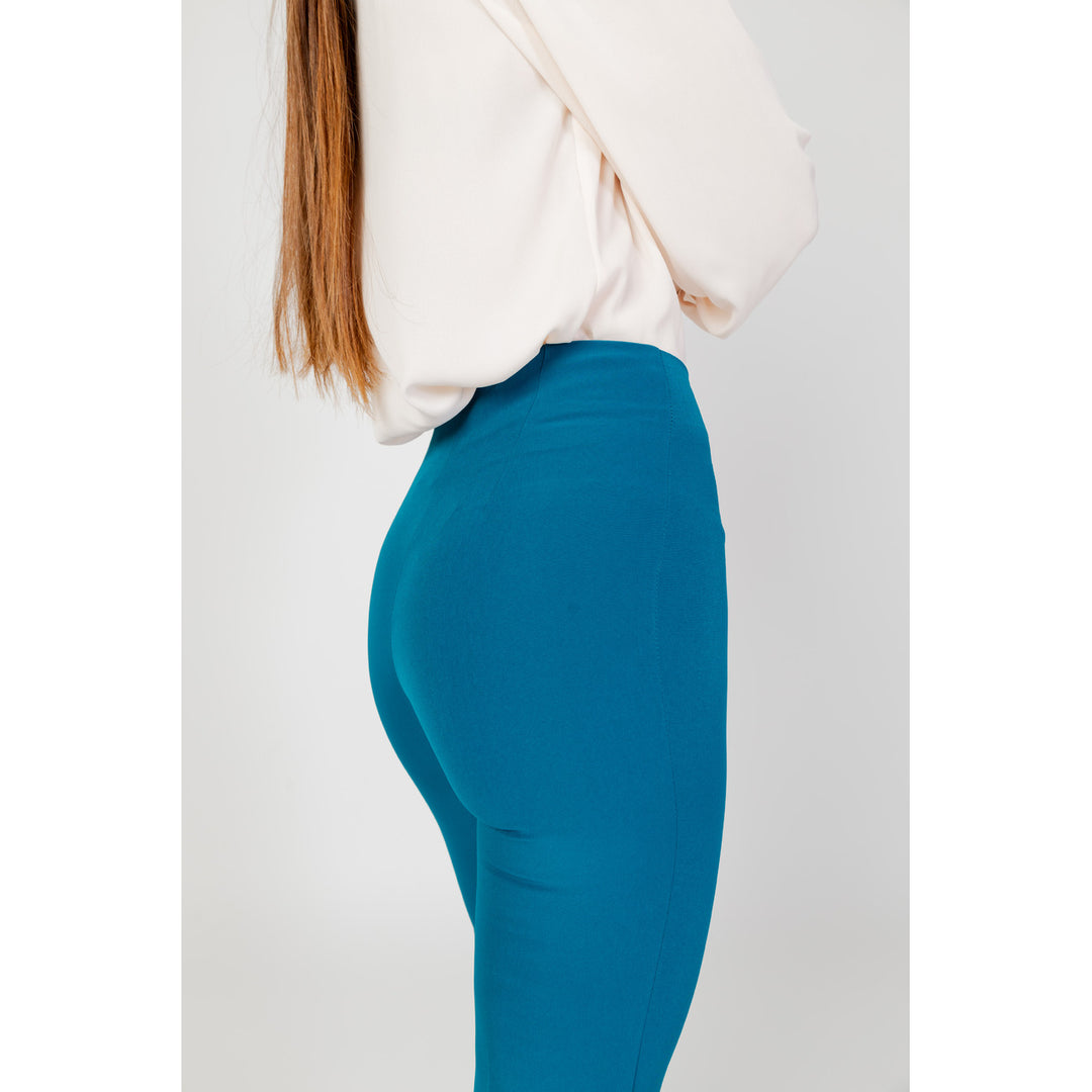 Hanny Deep  Women Trousers