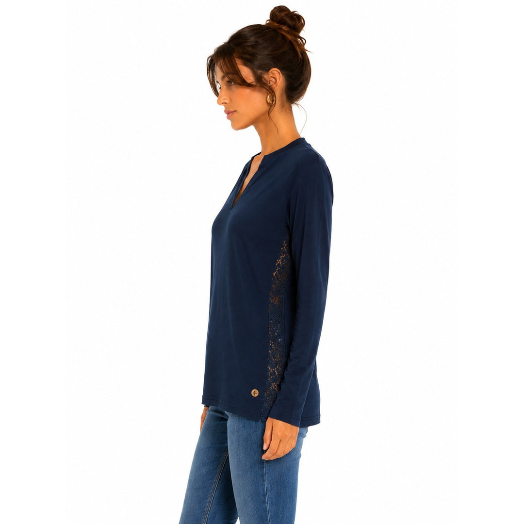 Met  Women Blouse