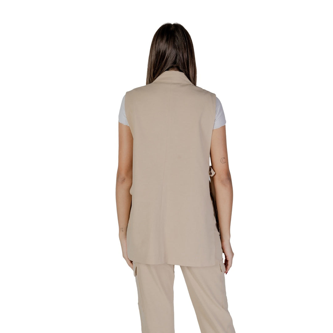 B.young  Women Gilet