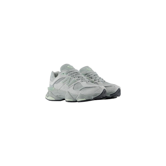 New Balance Women Sneakers