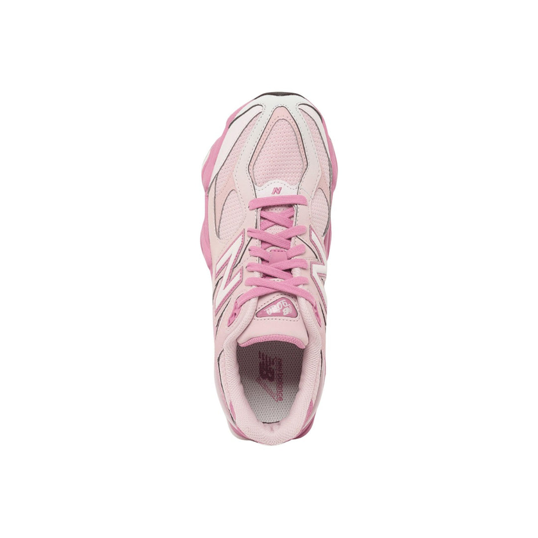 New Balance Women Sneakers