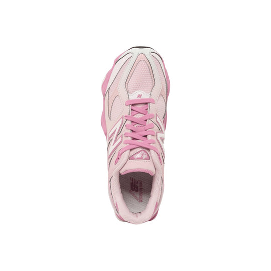 New Balance Women Sneakers
