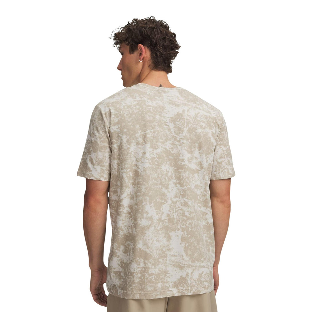 Under Armour Men T-Shirt