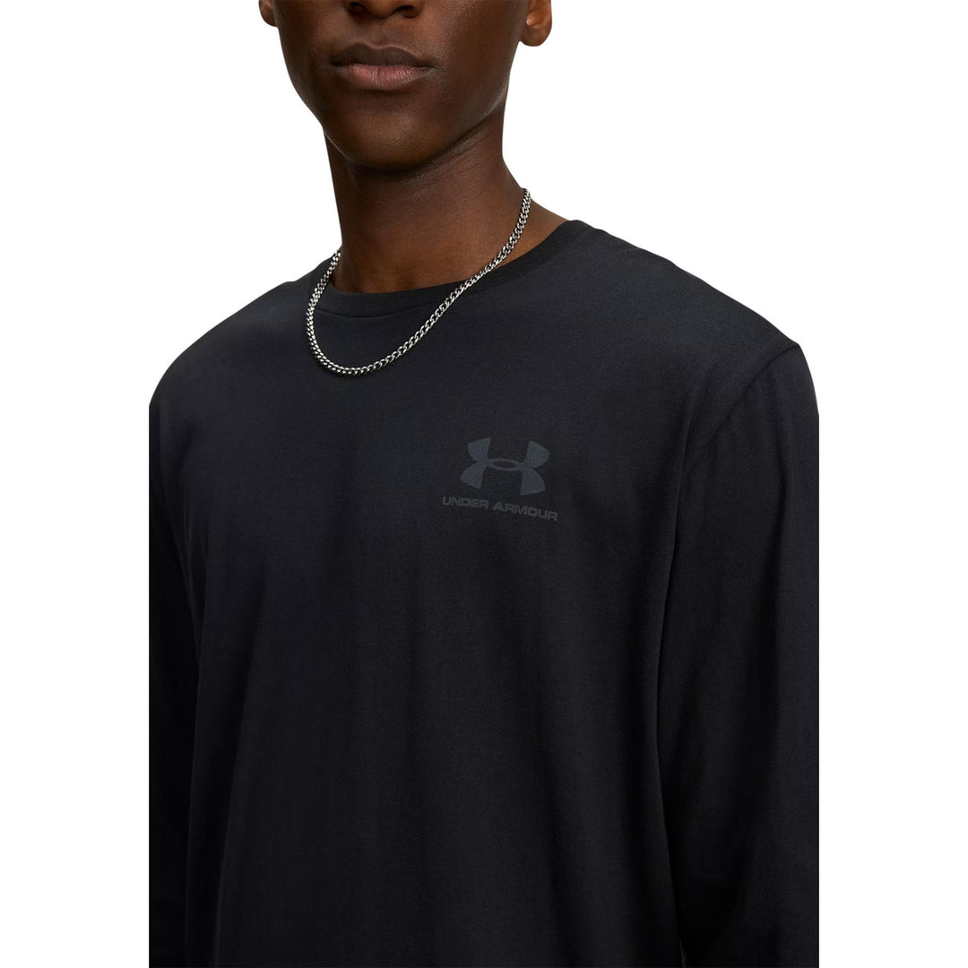 Under Armour Men T-Shirt