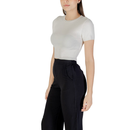 Jacqueline De Yong  Women T-Shirt