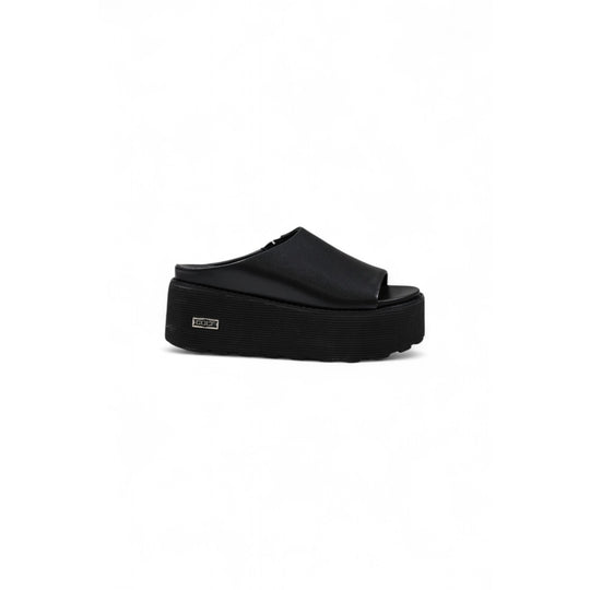 Cult Women Sandals