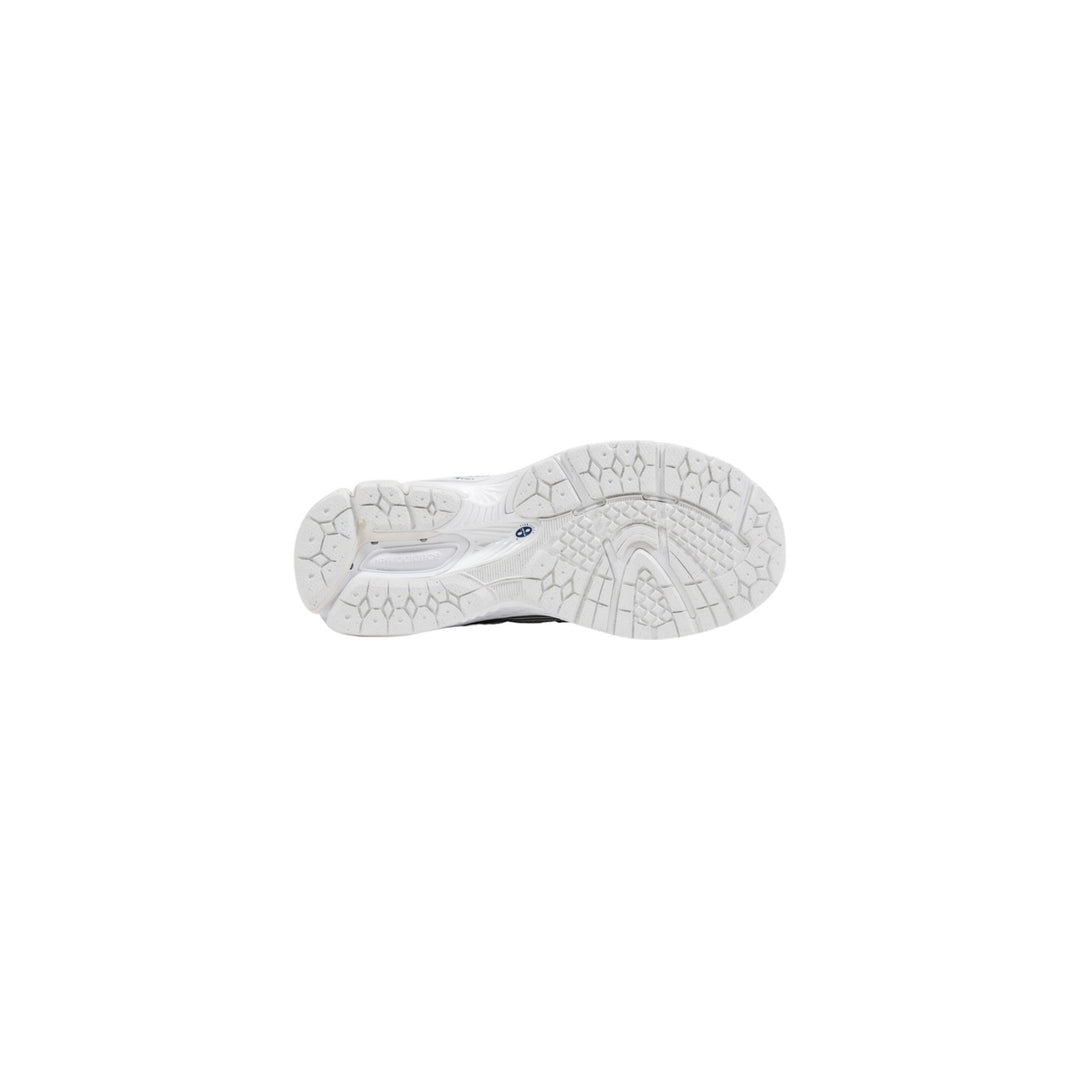 New Balance Women Sneakers