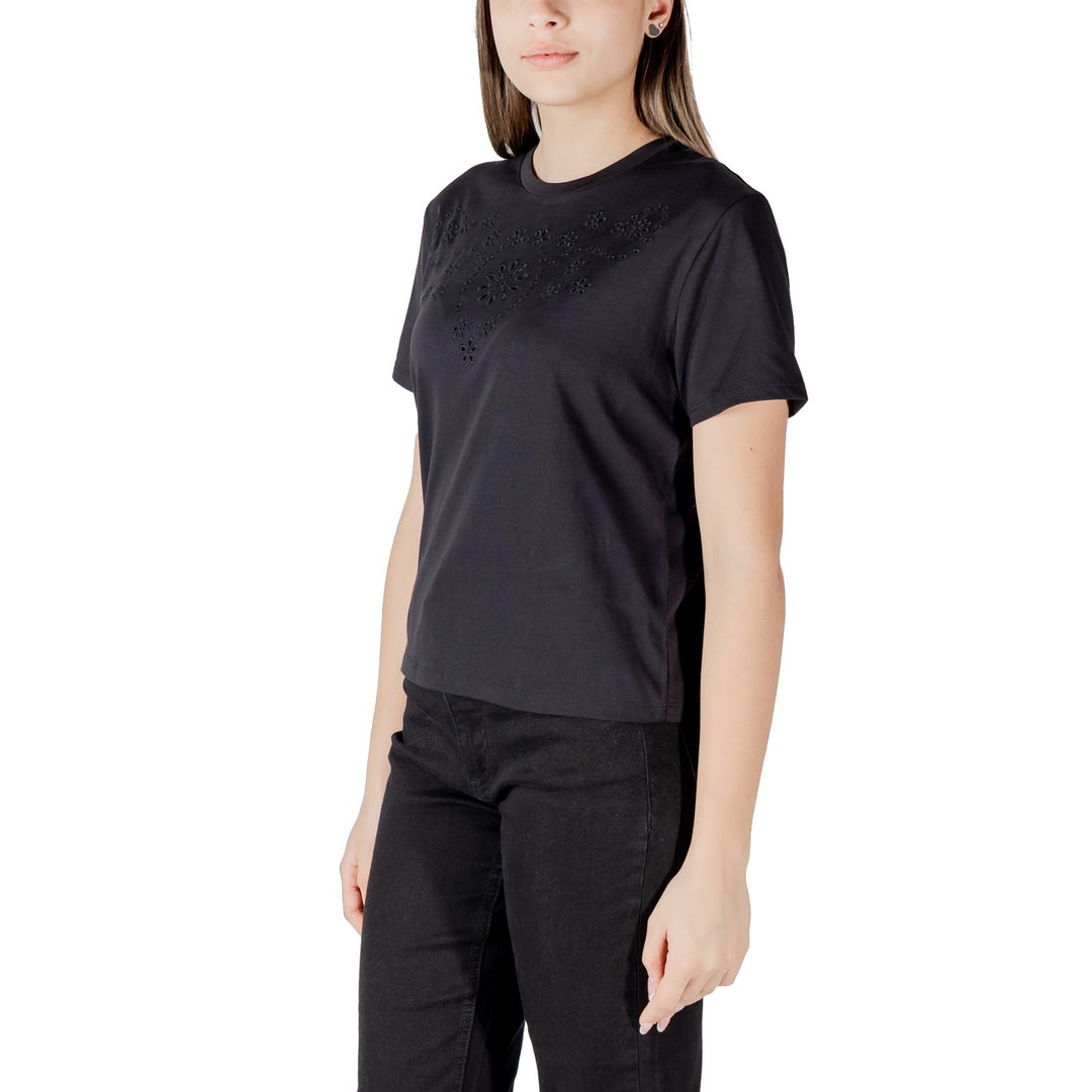 Jacqueline De Yong  Women T-Shirt
