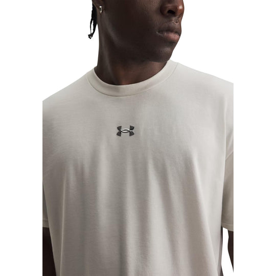 Under Armour Men T-Shirt
