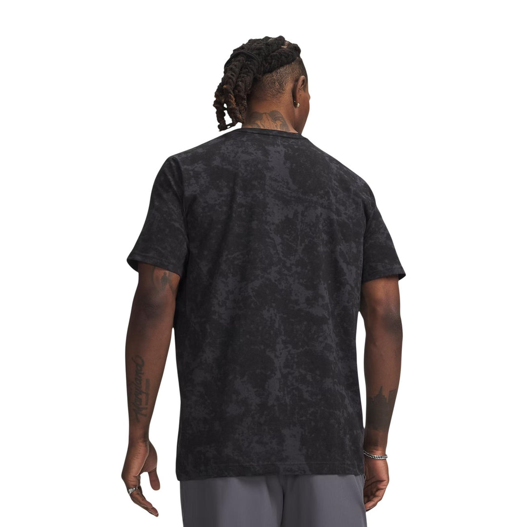 Under Armour Men T-Shirt